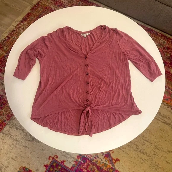 Green Envelope Mauve Button Tie Blouse - Picture 1 of 9